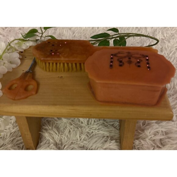 Vintage Ladies Celluloid-Bakelite Vanity  Set With Brush Scissors & Trinket Box - Picture 4 of 16